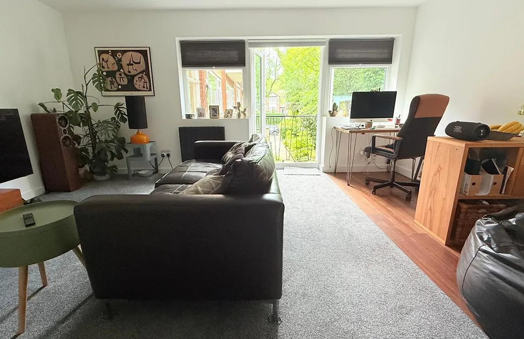 8 Riversdale King Size Room-1