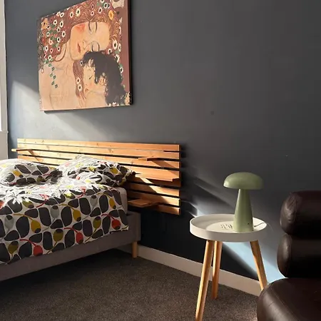 8 Riversdale King Size Room-2