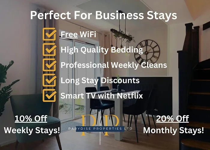 Mancunian Skyline Haven - Chic & Sleek 1-Bed Near Deansgate And Manchester City Centre - Ideal For Business & Leisure Stays - By Parydise Properties